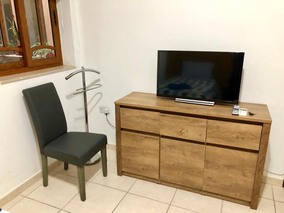 Desert Rose Quiet House 3Km Away From Airport Safi Exterior photo